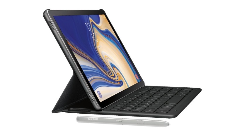 Chystaný tablet Galaxy Tab S4 se ukazuje ve stříbrné barvě a s novým stylusem S Pen